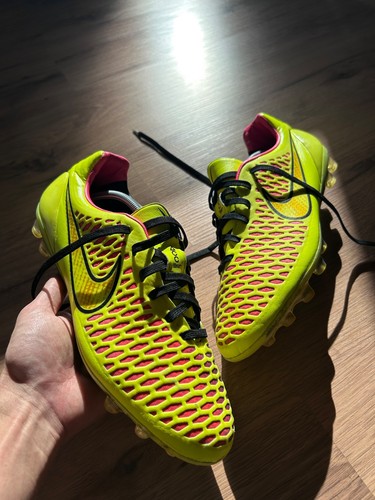 Nika magista opus - , fg/ag