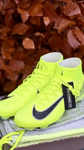 Scarpe calcio nuove nike - scarpe,